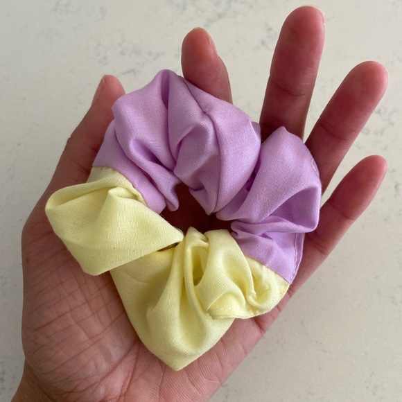 cozybeanz Accessories - Handmade COTTON CANDY cozybeanz Cotton Scrunchie